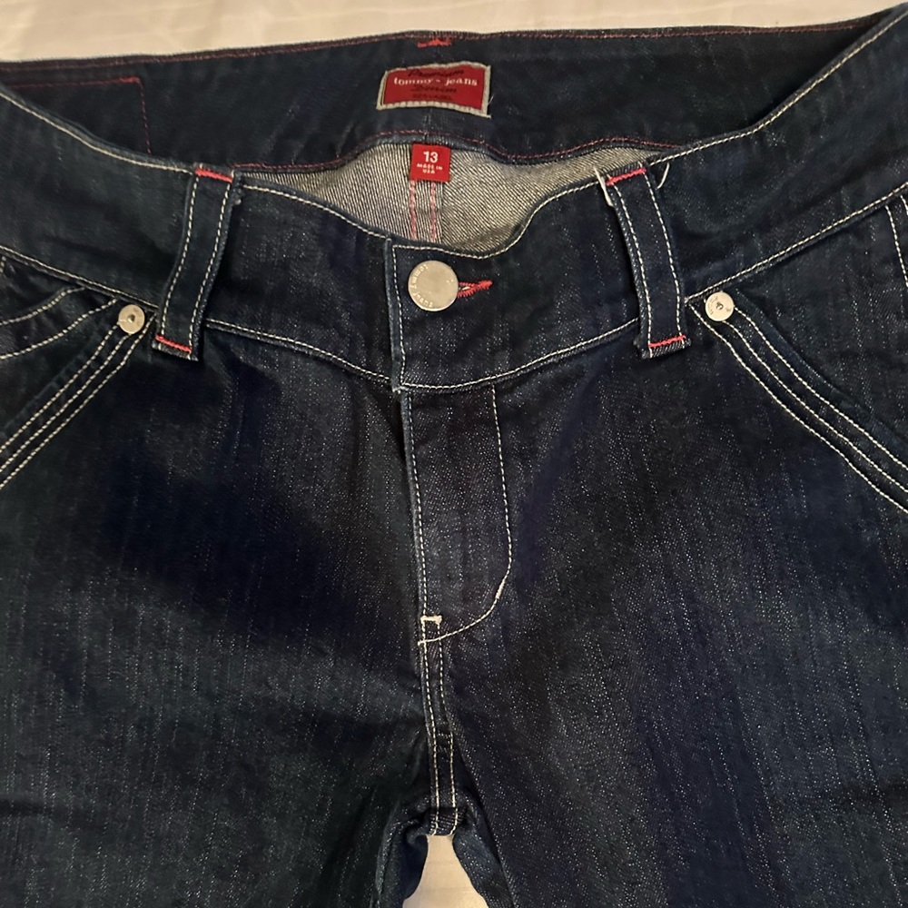 Tommy Hilfiger Indigo Relaxed Straight Jeans with Red Trim